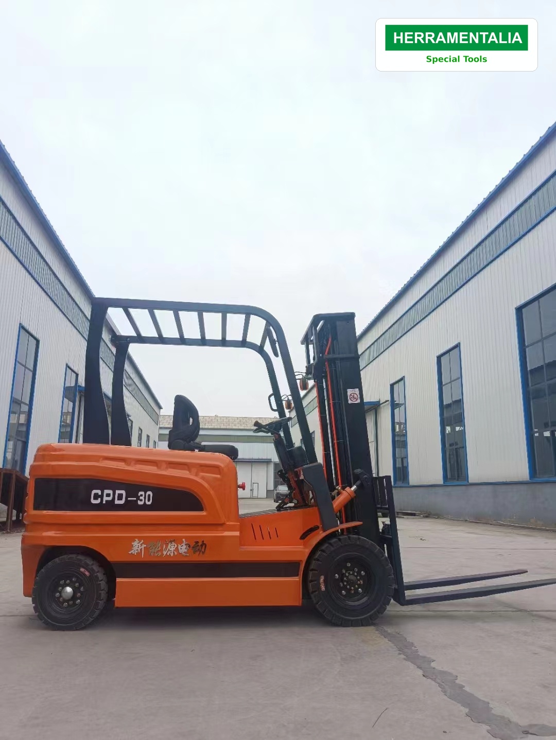 Carretilla Elevadora Eléctrica Herramentalia CPD-30 (1.5T – 5.0T)